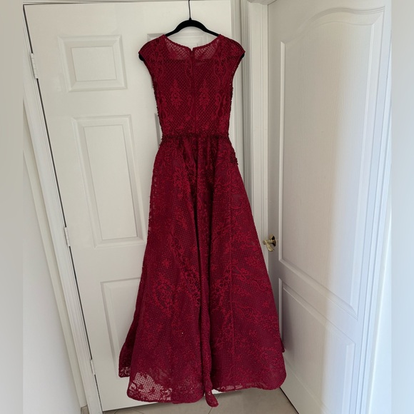 Evening gown from Dubai - Picture 3 of 3